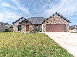 400 Gia St, Bono, AR 72416
