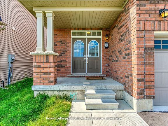 3rd image of 30 Witteveen Dr