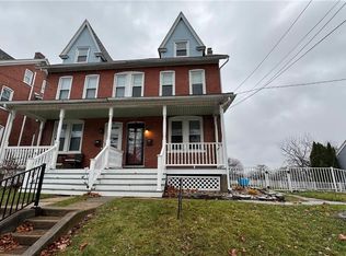 58 W High St, Nazareth, PA 18064