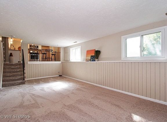 5th image of 22422 Imperial Dr