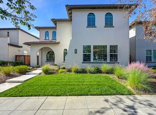 3230 Crocker Dr, Sacramento, CA 95818