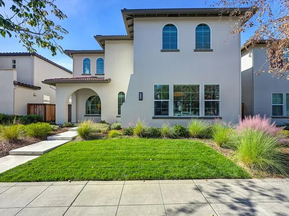 3230 Crocker Dr, Sacramento, CA 95818