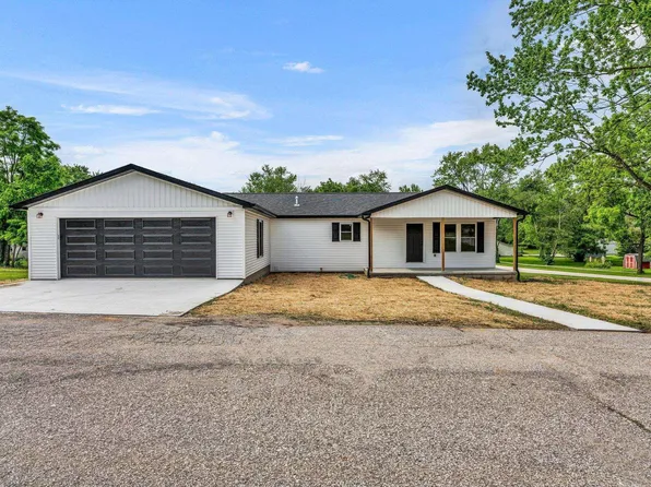 601 Crawford St, Mitchell, IN 47446