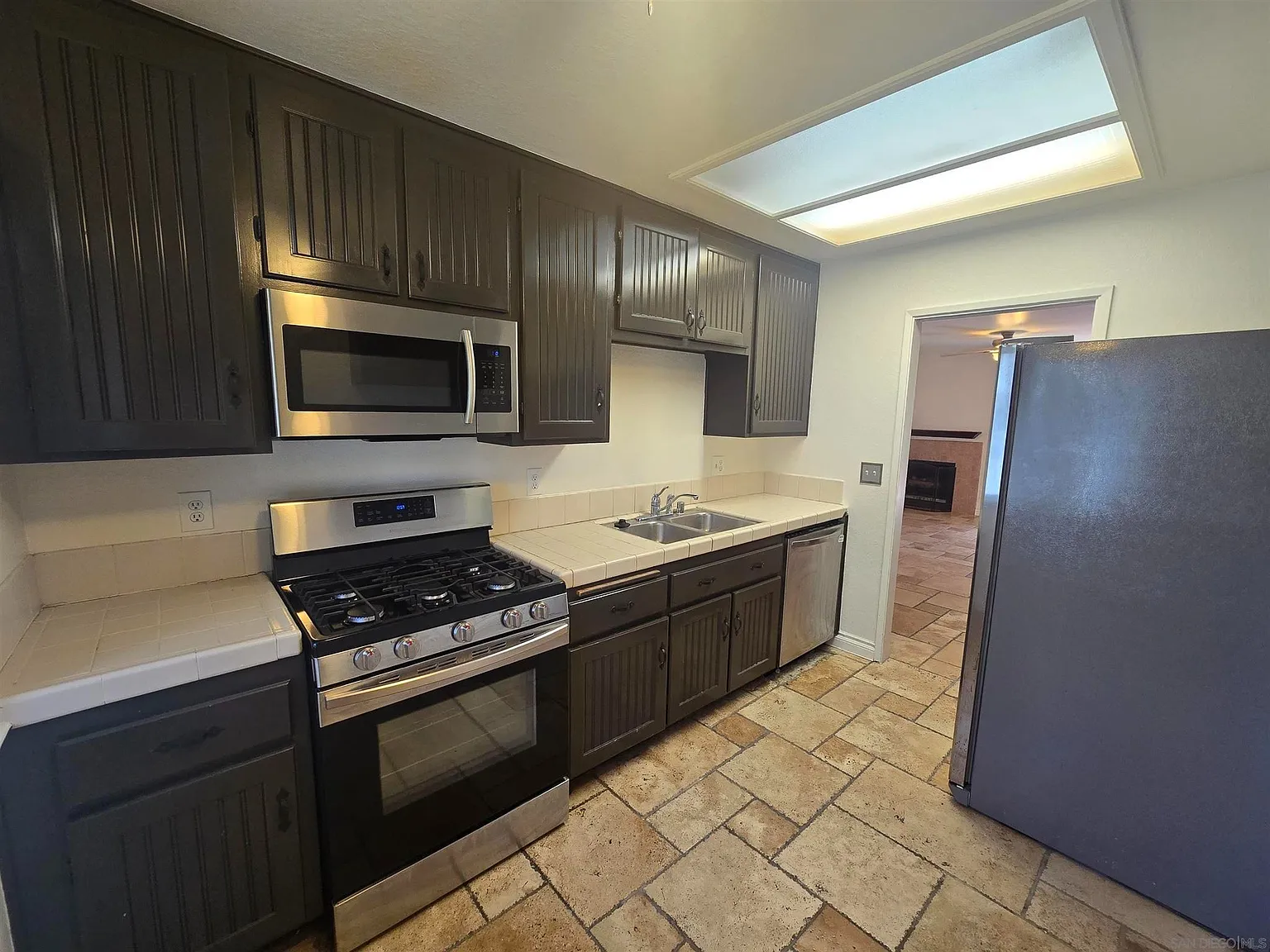 10009 Paseo Montril — Photo 2