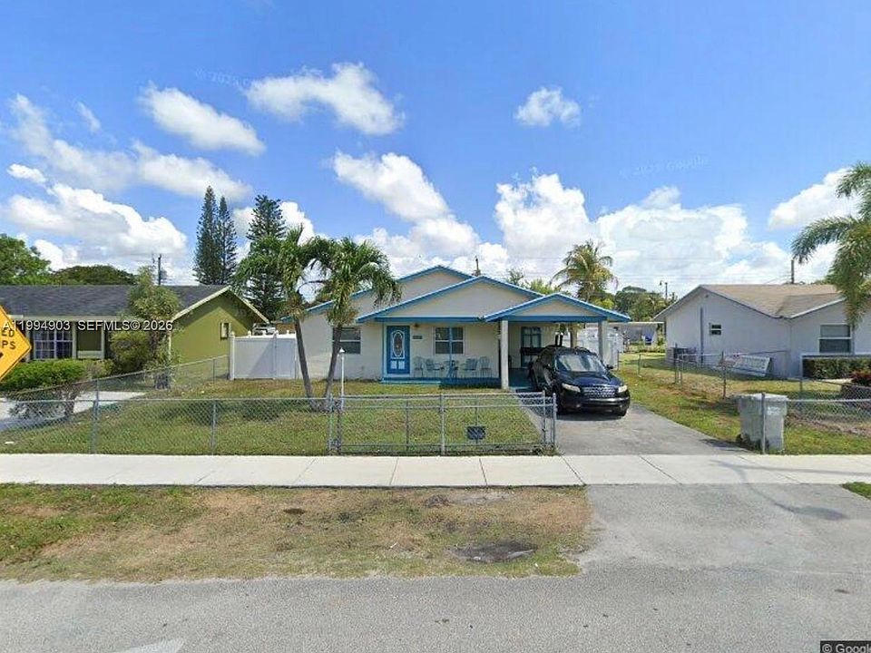 2nd image of 2571 NW 5th St