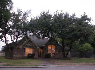 2209 Country Valley Rd, Garland, TX 75041