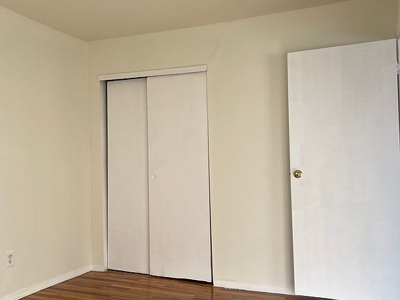 3rd image of 199 Lewiston St Floor 1