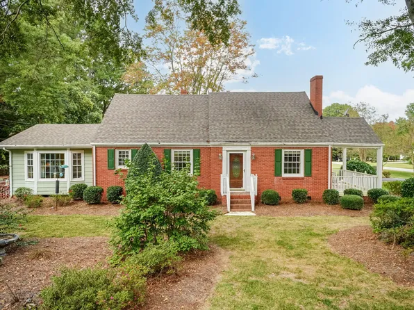 700 Saint Marys St, Garner, NC 27529