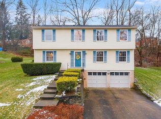 1289 Manor Dr, Pittsburgh, PA