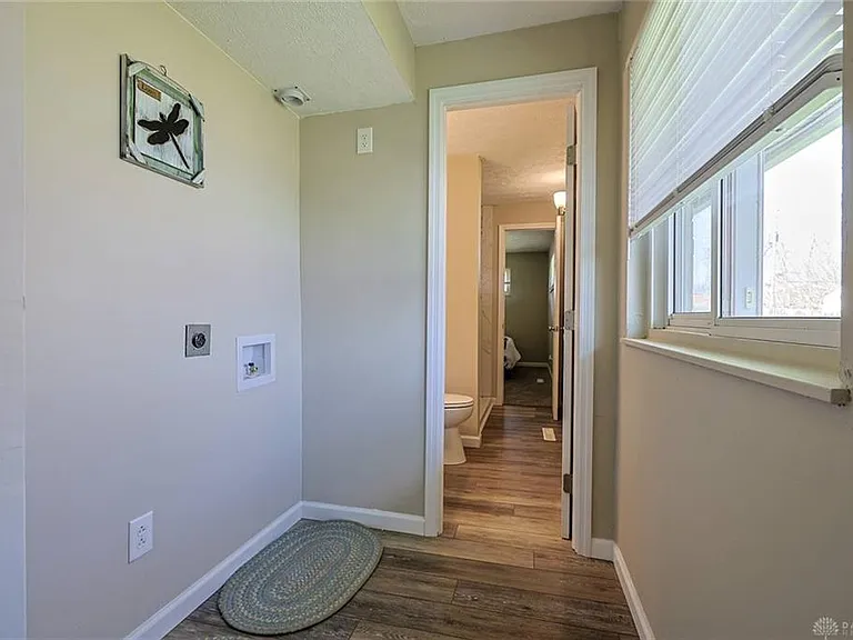 5595 Shady Oak St — Photo 15