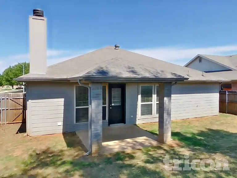 304 Sardius Blvd — Photo 15