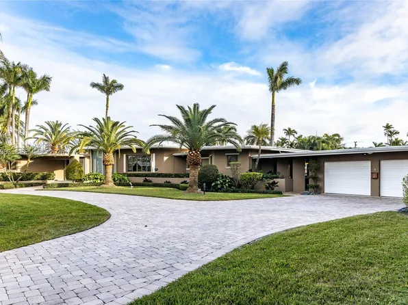 950 S Southlake Dr, Hollywood, FL 33019