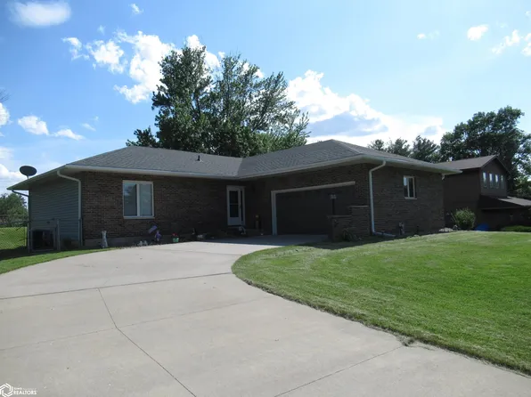 14 Greenbrier Ct, Keokuk, IA 52632