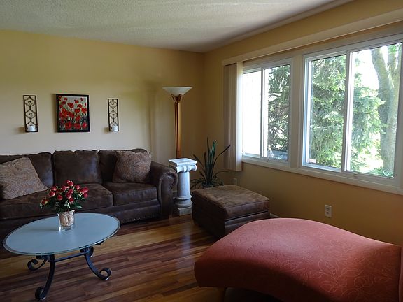 4th image of 8053 S Huron River Dr