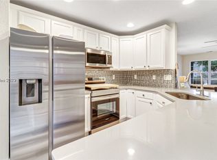 472 Campus Ln, Bluffton, SC 29909