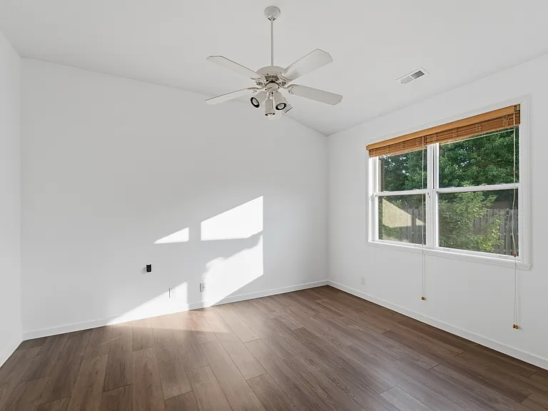 15452 Heath Cir — Photo 15
