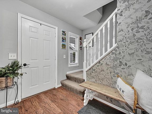 5th image of 11 Nottingham Dr