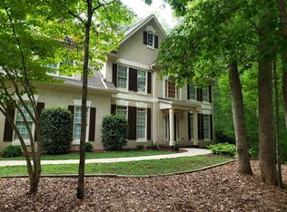 255 Inverness Shores Dr, Fayetteville, GA 30215