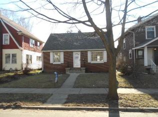 1023 Britten Ave, Lansing, MI 48910