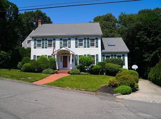 41 Robert Rd, Marblehead, MA 01945