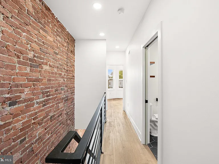 4503 N 19th St #2 — Photo 27