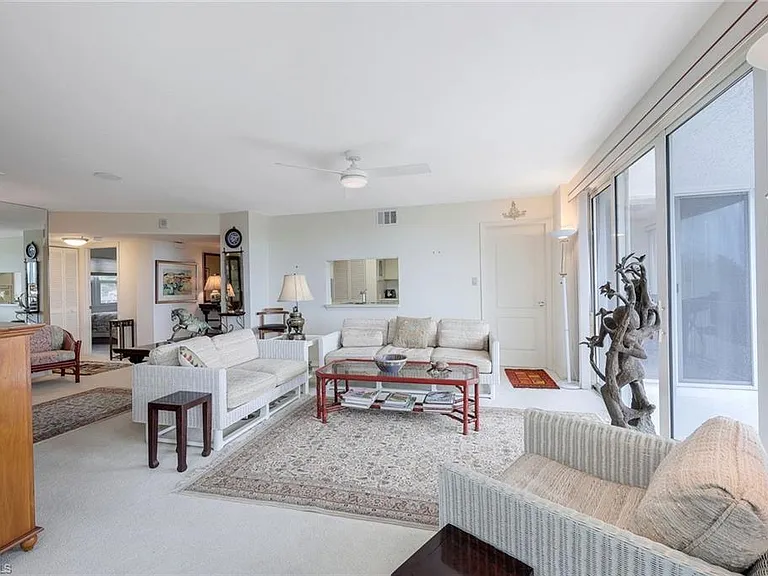 5501 Heron Point Dr #204 — Photo 6