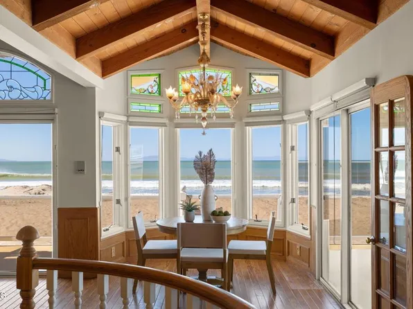 1044 Waterbury Ln, Ventura, CA 93001