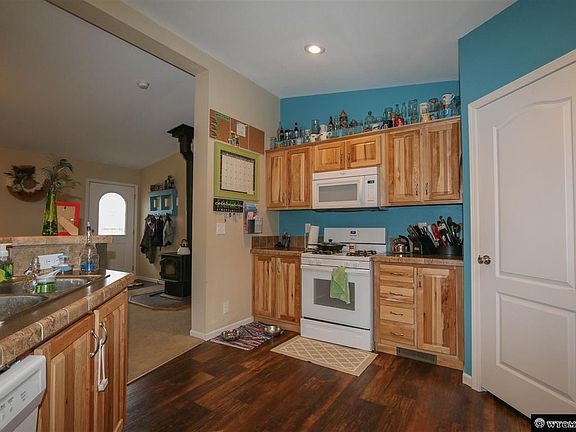 4th image of 10331 Chameleon St