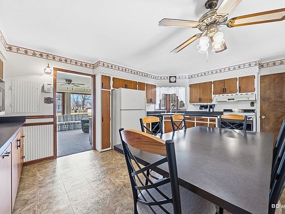 5th image of 11920 S Springfield Ave