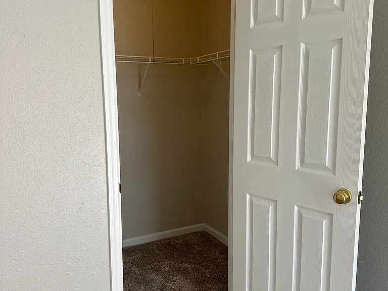 1996 Greenglen Dr #204 — Photo 16