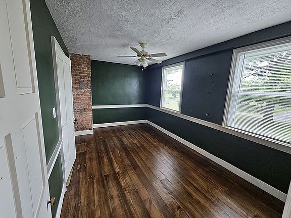 4th image of 154 Lintner Rd