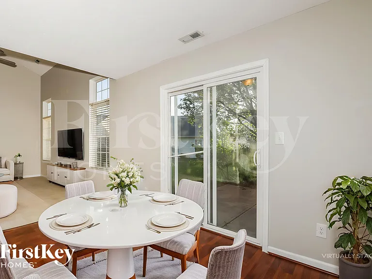 3786 White Cliff Way — Photo 7