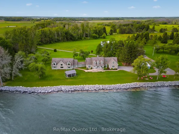 4698 County Road 8 Rd, Prince Edward County, ON K0K 2T0