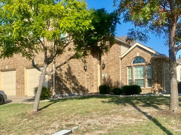1021 Hummingbird Ct, Forney, TX 75126