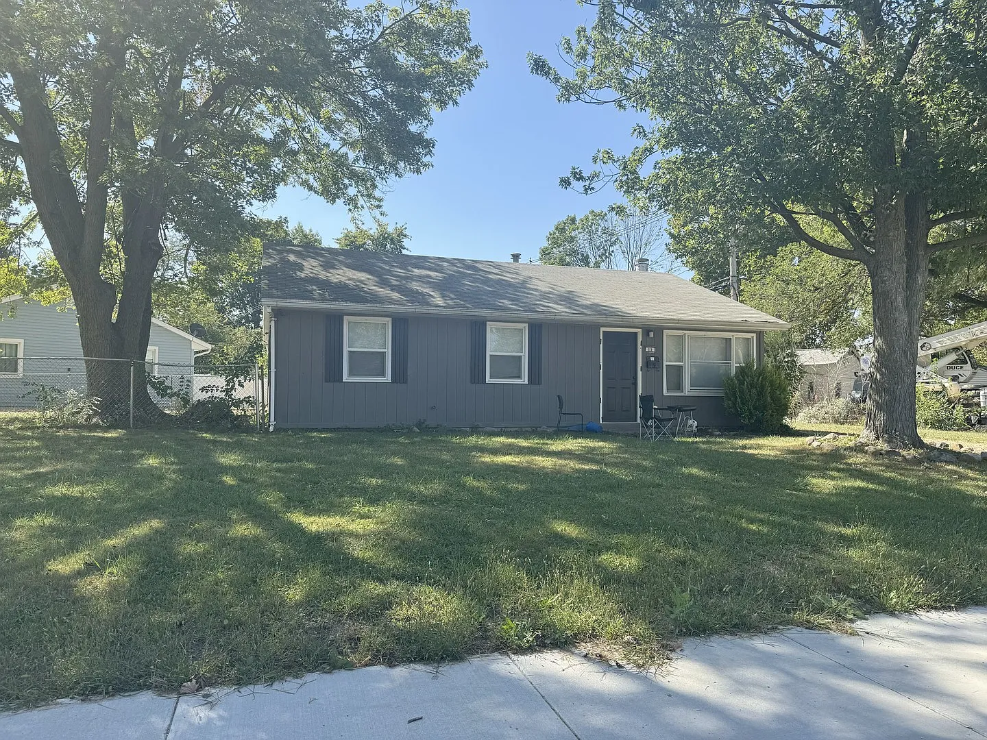 15 Hedge Ct photo 1