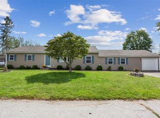 7 Chariho Dr, Richmond, RI 02898