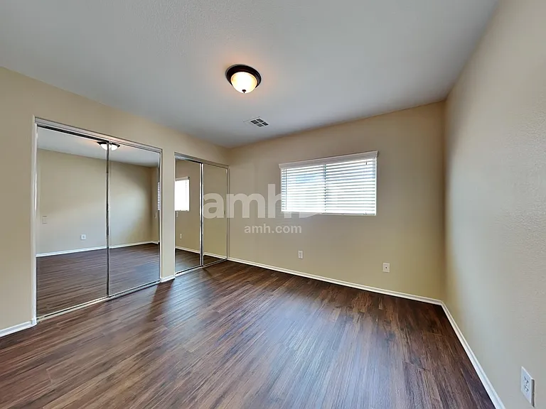 10246 Massachusetts Ln — Photo 21