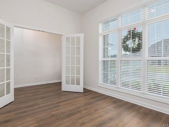 5th image of 9509 Dakota Dr