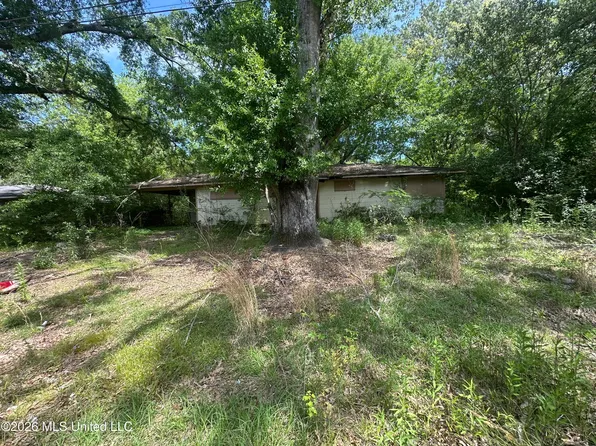 3236 Corey Dr, Jackson, MS 39212