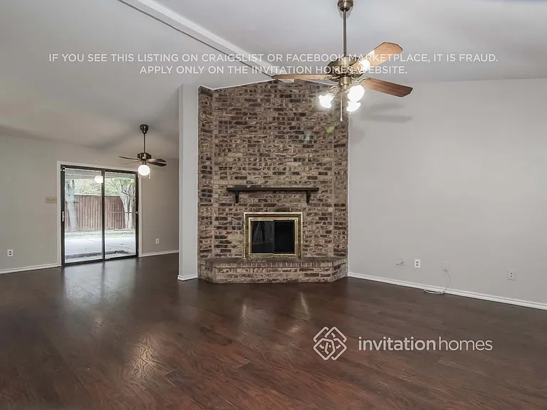 1325 Clearview Dr — Photo 3