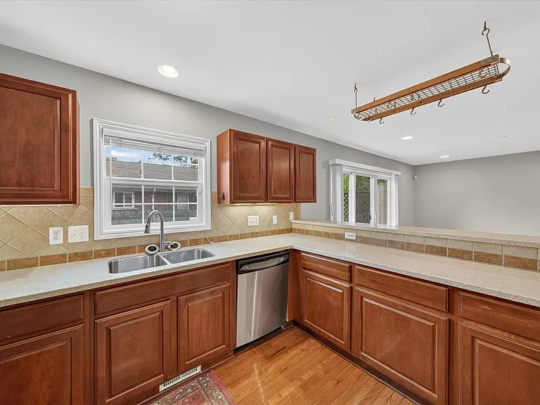 3813 Rochester Rd — Photo 18