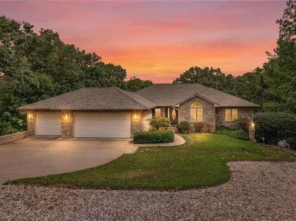 6 Hughes Ln, Bella Vista, AR 72715