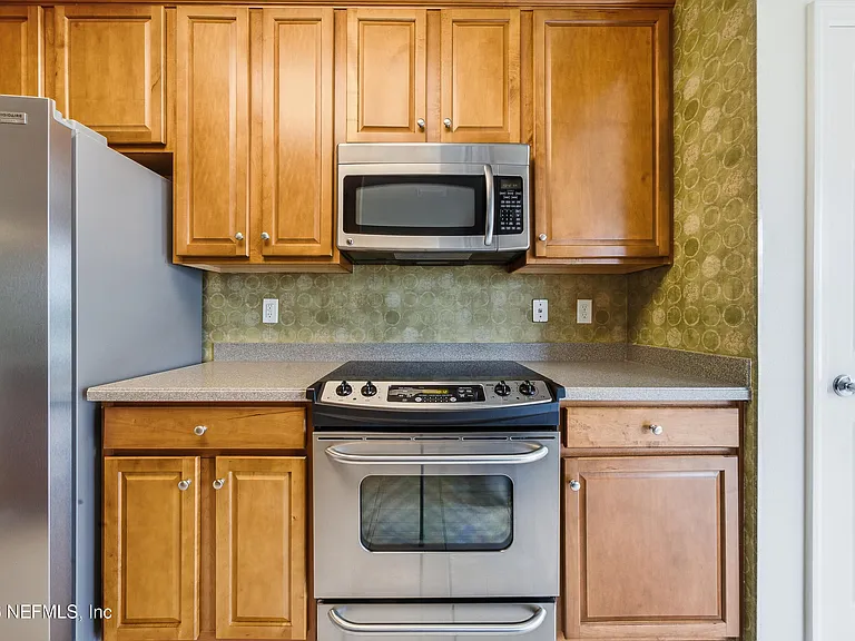 6668 White Blossom Cir #33F — Photo 4