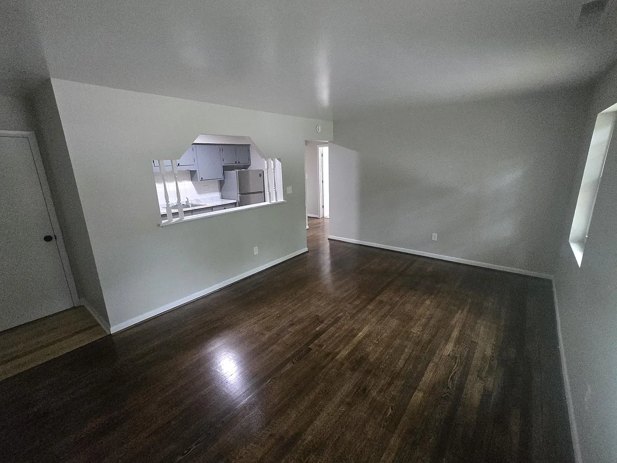 Building Photo - 2641 Westover Ave SW #11