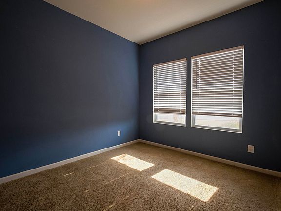 5th image of 477 Melvista Ave