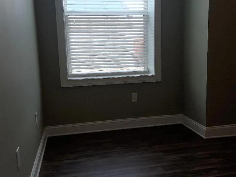 Unit Photo