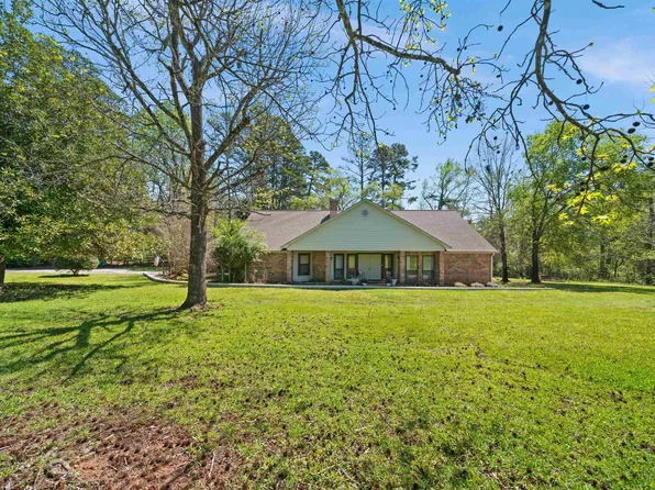 19371 Copperoaks Dr, Tyler, TX 75703