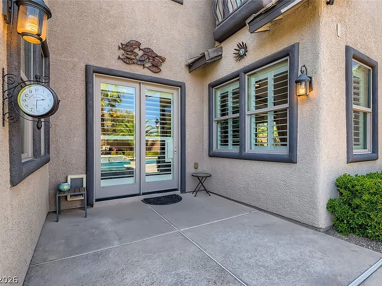 1041 Baronet Dr — Photo 44