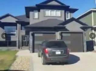 158 Burgess Cres #158B, Saskatoon, SK S7V0S1