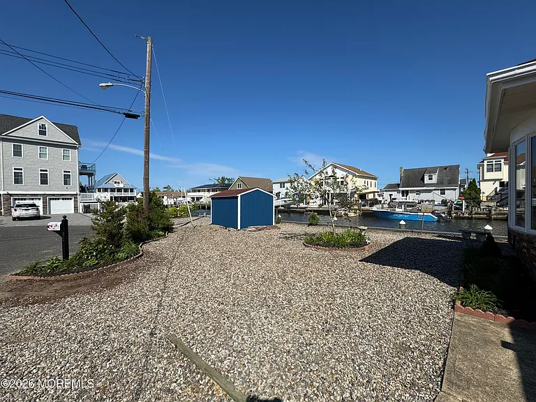 31 Navarra Dr — Photo 38